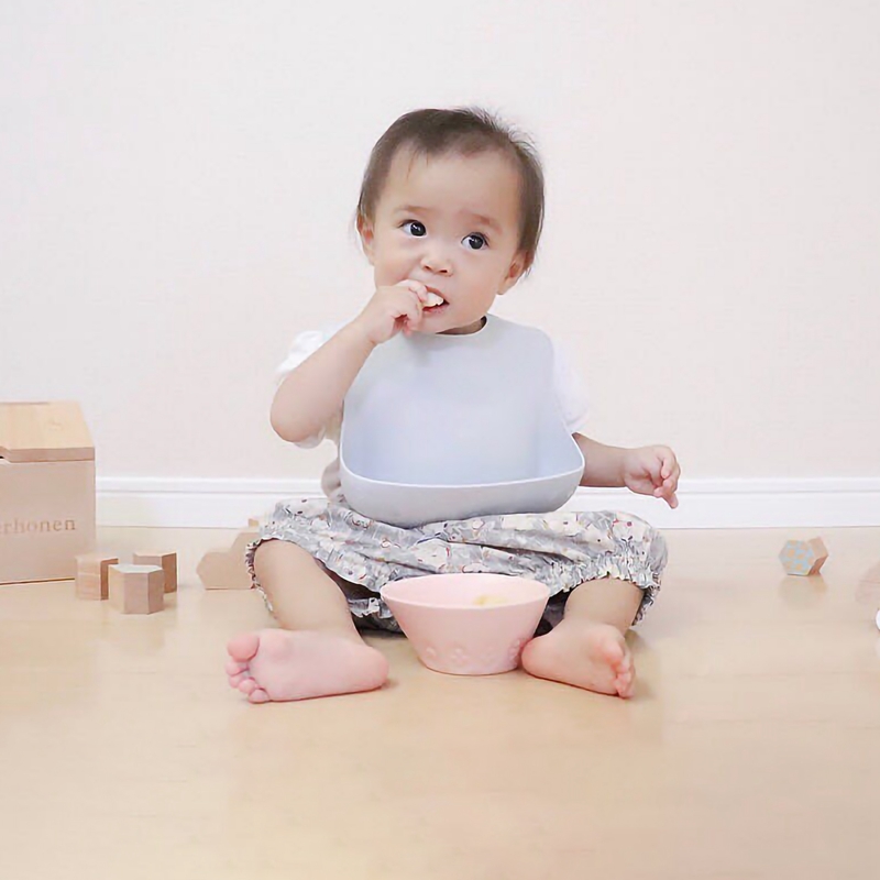 0-3 lat śliniak dla niemowląt  – Waterproof Baby Bibs Silicone recenzja i cena