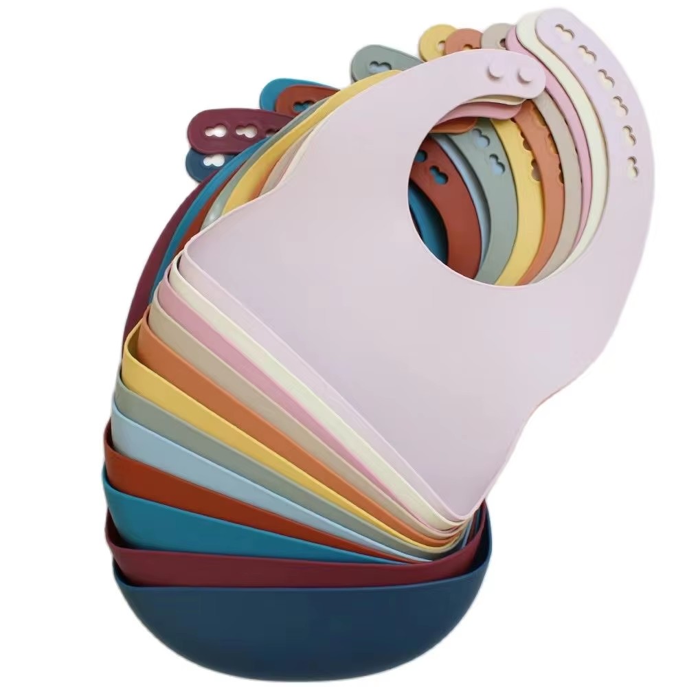 Silikonowy śliniak dla niemowl – Waterproof Baby Bibs Silicone recenzja i cena