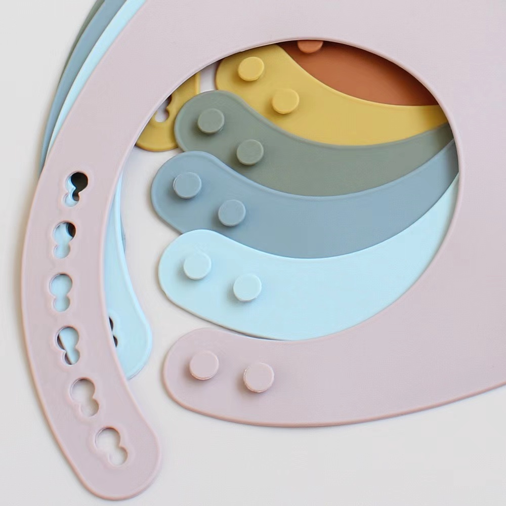 Silikonowy śliniak dla niemowl – Waterproof Baby Bibs Silicone recenzja i cena